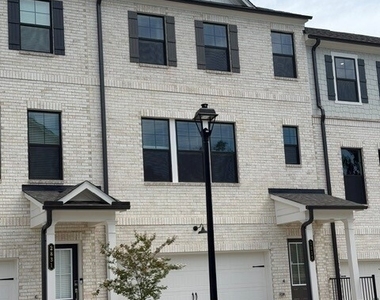 2829 Rosehall Way - Photo Thumbnail 21