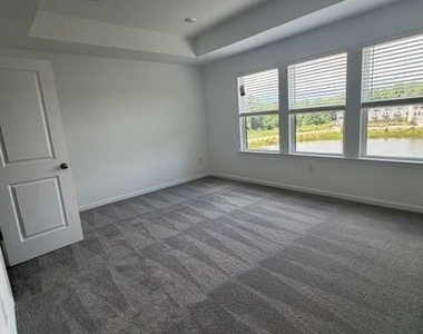 2829 Rosehall Way - Photo Thumbnail 14