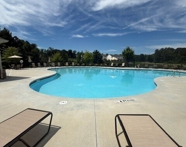 2829 Rosehall Way - Photo Thumbnail 22