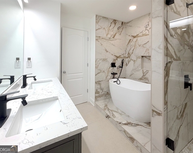 3527 Compass Rose Drive - Photo Thumbnail 24