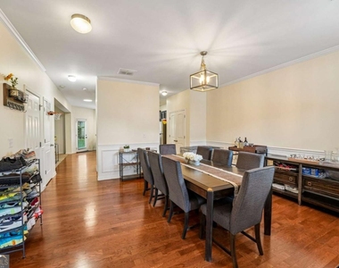 6216 Oakdale Ridge Court Se - Photo Thumbnail 5