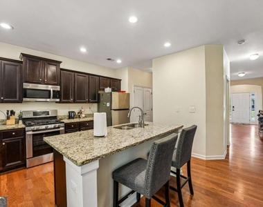6216 Oakdale Ridge Court Se - Photo Thumbnail 9