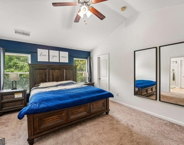 6216 Oakdale Ridge Court Se - Photo Thumbnail 13