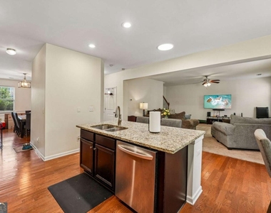 6216 Oakdale Ridge Court Se - Photo Thumbnail 11