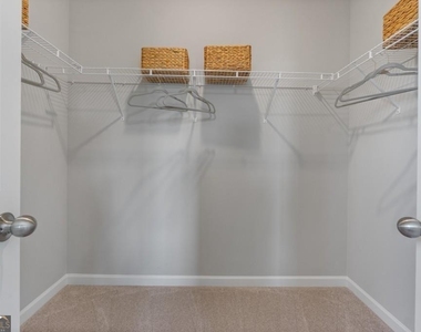 3306 Cherry Grove Lane - Photo Thumbnail 8