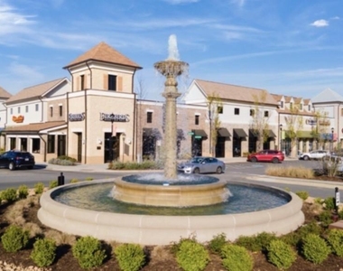 3306 Cherry Grove Lane - Photo Thumbnail 4
