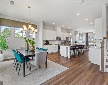 3306 Cherry Grove Lane - Photo Thumbnail 14