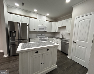 2940 Furlong Court - Photo Thumbnail 23