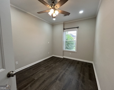 2940 Furlong Court - Photo Thumbnail 27