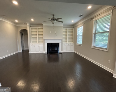 2940 Furlong Court - Photo Thumbnail 8