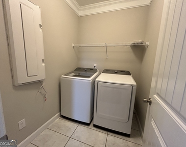 2940 Furlong Court - Photo Thumbnail 34