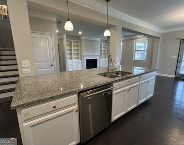 2940 Furlong Court - Photo Thumbnail 6
