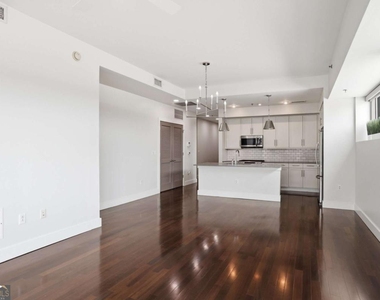 1100 Howell Mill Road Nw - Photo Thumbnail 10