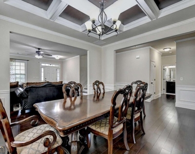 2205 Copperfield Drive - Photo Thumbnail 5