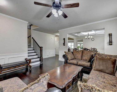 2205 Copperfield Drive - Photo Thumbnail 2