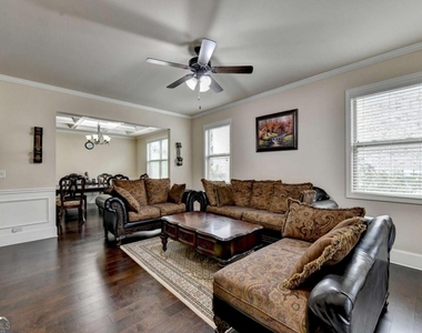 2205 Copperfield Drive - Photo Thumbnail 3
