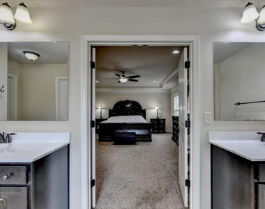 2205 Copperfield Drive - Photo Thumbnail 38
