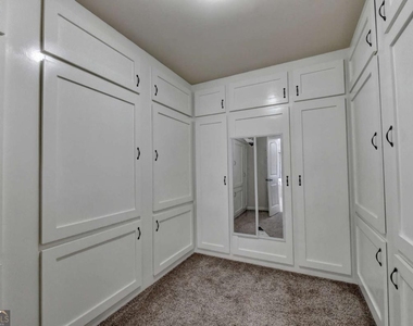 2205 Copperfield Drive - Photo Thumbnail 39