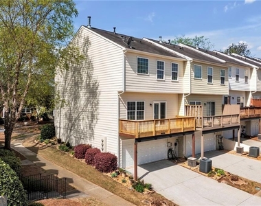614 Market Place Lane - Photo Thumbnail 1