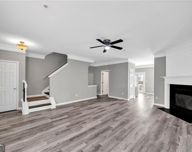614 Market Place Lane - Photo Thumbnail 2