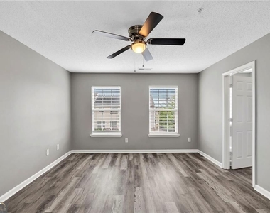 614 Market Place Lane - Photo Thumbnail 11