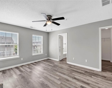 614 Market Place Lane - Photo Thumbnail 9
