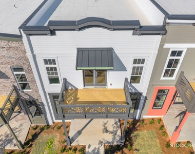 1048 Homestead Way Street - Photo Thumbnail 27