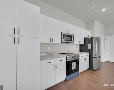 1048 Homestead Way Street - Photo Thumbnail 10
