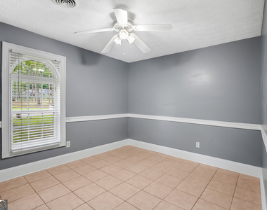 217 Wynnmeade Parkway - Photo Thumbnail 8