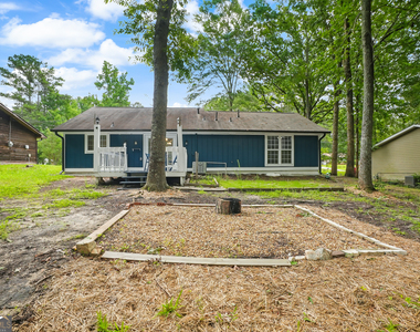 217 Wynnmeade Parkway - Photo Thumbnail 20