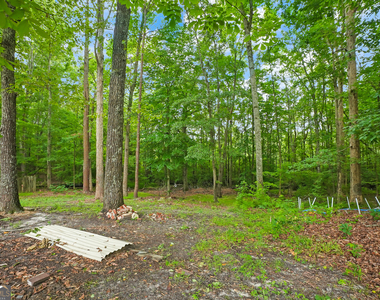 217 Wynnmeade Parkway - Photo Thumbnail 22