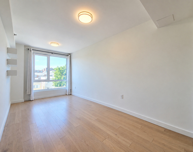 70-9 45th Avenue - Photo Thumbnail 6