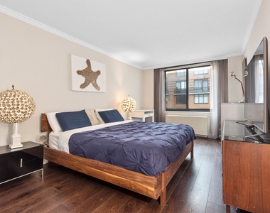 2 South End Avenue - Photo Thumbnail 1