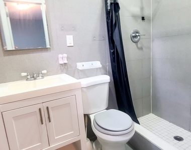 158-24 77th Avenue - Photo Thumbnail 12
