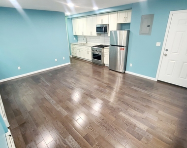 158-24 77th Avenue - Photo Thumbnail 1