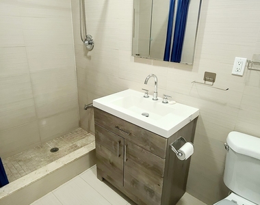 158-24 77th Avenue - Photo Thumbnail 11