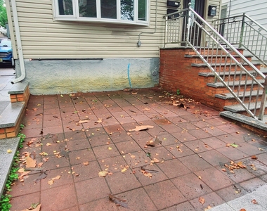 158-24 77th Avenue - Photo Thumbnail 13