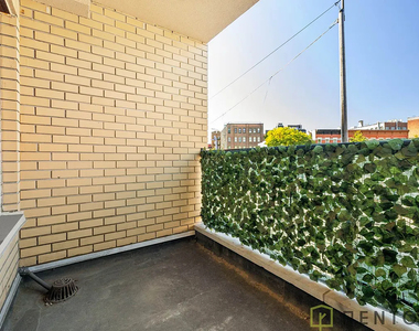 246 Union Avenue - Photo Thumbnail 6