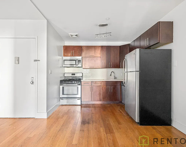 246 Union Avenue - Photo Thumbnail 1