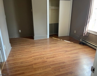 188 Spring St - Photo Thumbnail 1