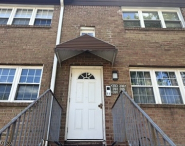 392 College Dr - Photo Thumbnail 14