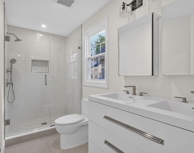18 Walnut St - Photo Thumbnail 10