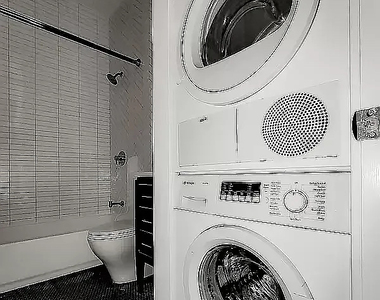 350 3rd Avenue - Photo Thumbnail 6
