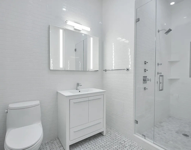 121 Madison Avenue - Photo Thumbnail 7