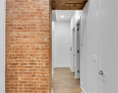 121 Madison Avenue - Photo Thumbnail 3