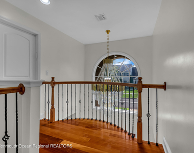 1607 Holbrook Street - Photo Thumbnail 23