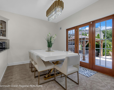 1607 Holbrook Street - Photo Thumbnail 11
