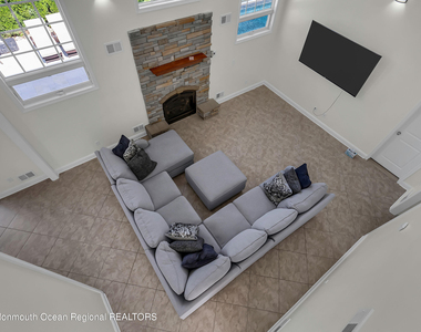 1607 Holbrook Street - Photo Thumbnail 21