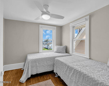 900 A Street - Photo Thumbnail 17