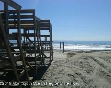 900 A Street - Photo Thumbnail 26